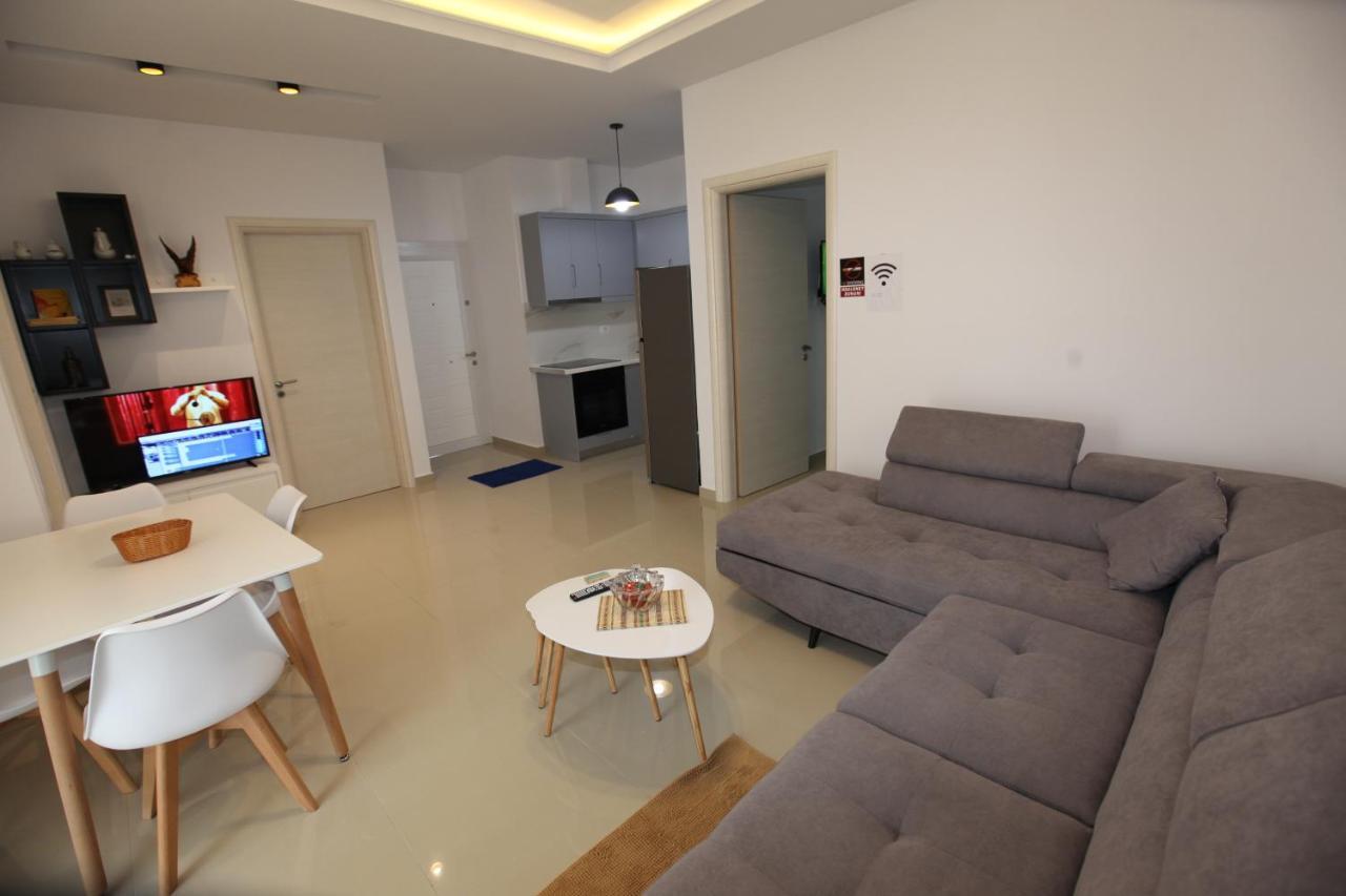 Deda Apartments Sarande Exterior photo
