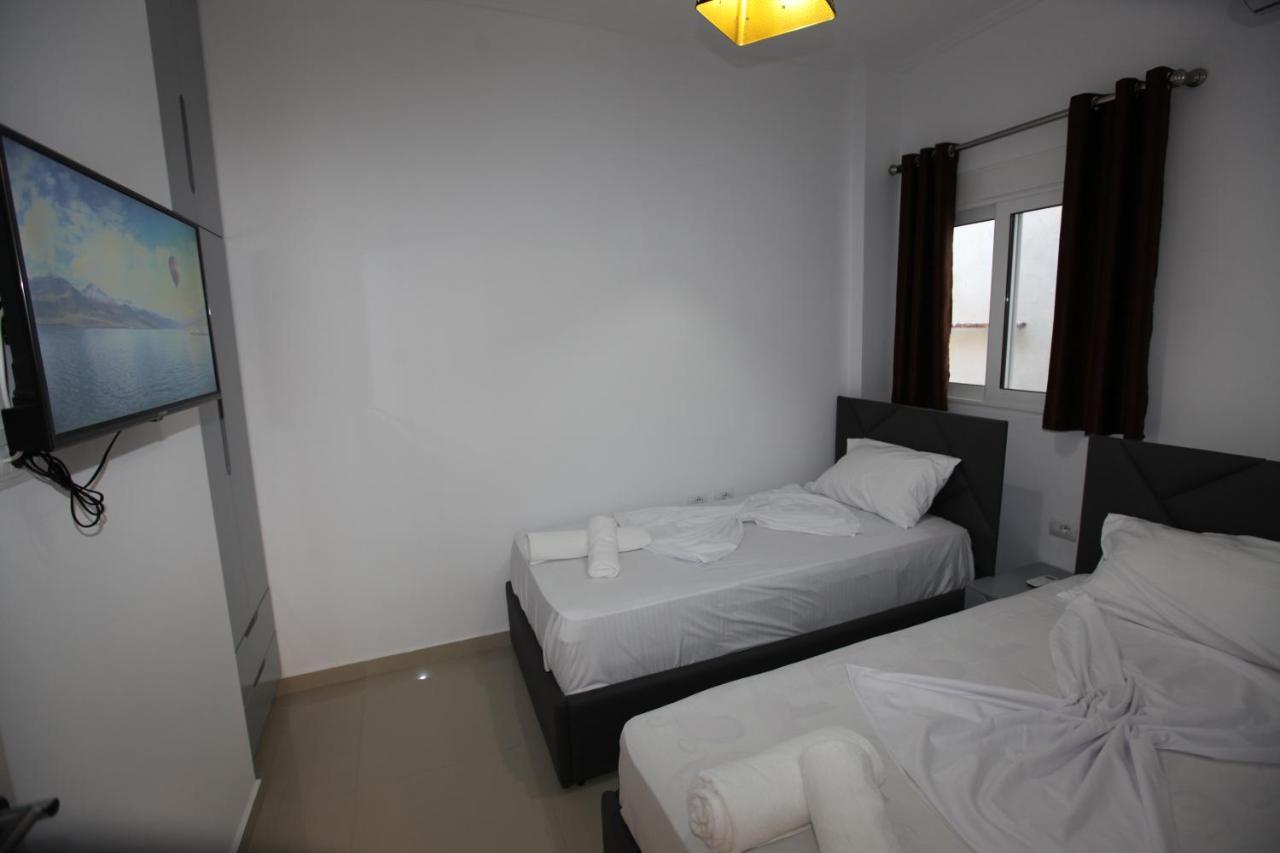 Deda Apartments Sarande Exterior photo