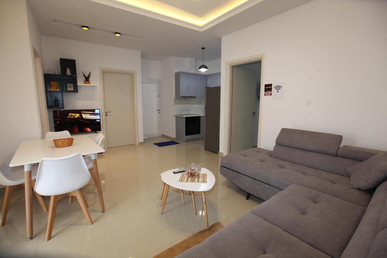 Deda Apartments Sarande Exterior photo