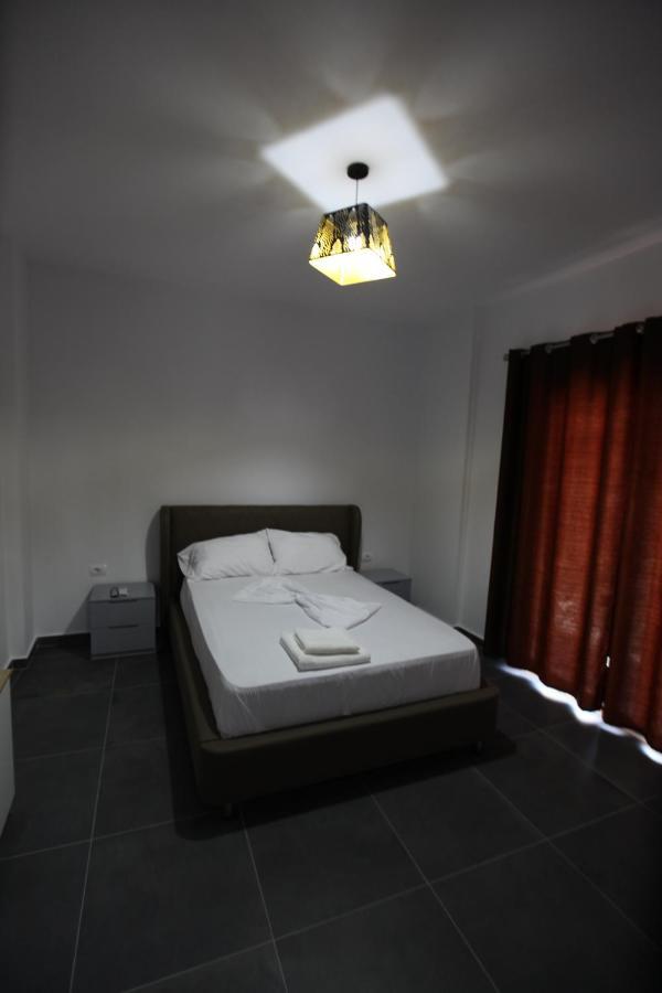 Deda Apartments Sarande Exterior photo